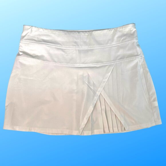 Athleta (Medium Tall - EUC) White Pleated Tennis Skirt with attached shorties - Picture 1 of 8